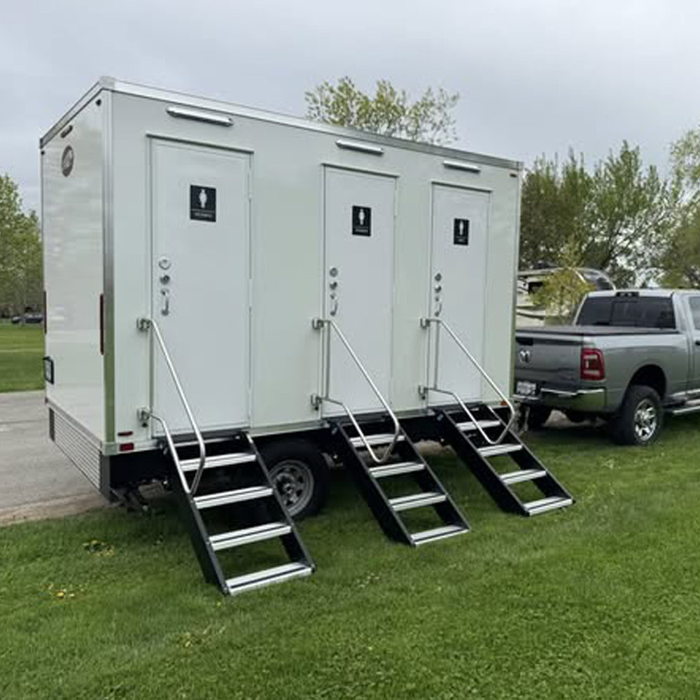 Mobile Toilet Trailer Luxury 3 - Outdoor Camping Rental 리뷰 및 가격